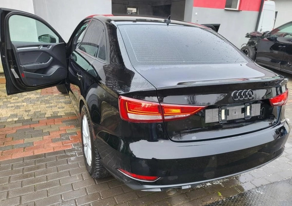 Audi A3 cena 32900 przebieg: 140000, rok produkcji 2018 z Garwolin małe 56